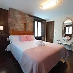 Rurales La Galeria Apartman Ribota